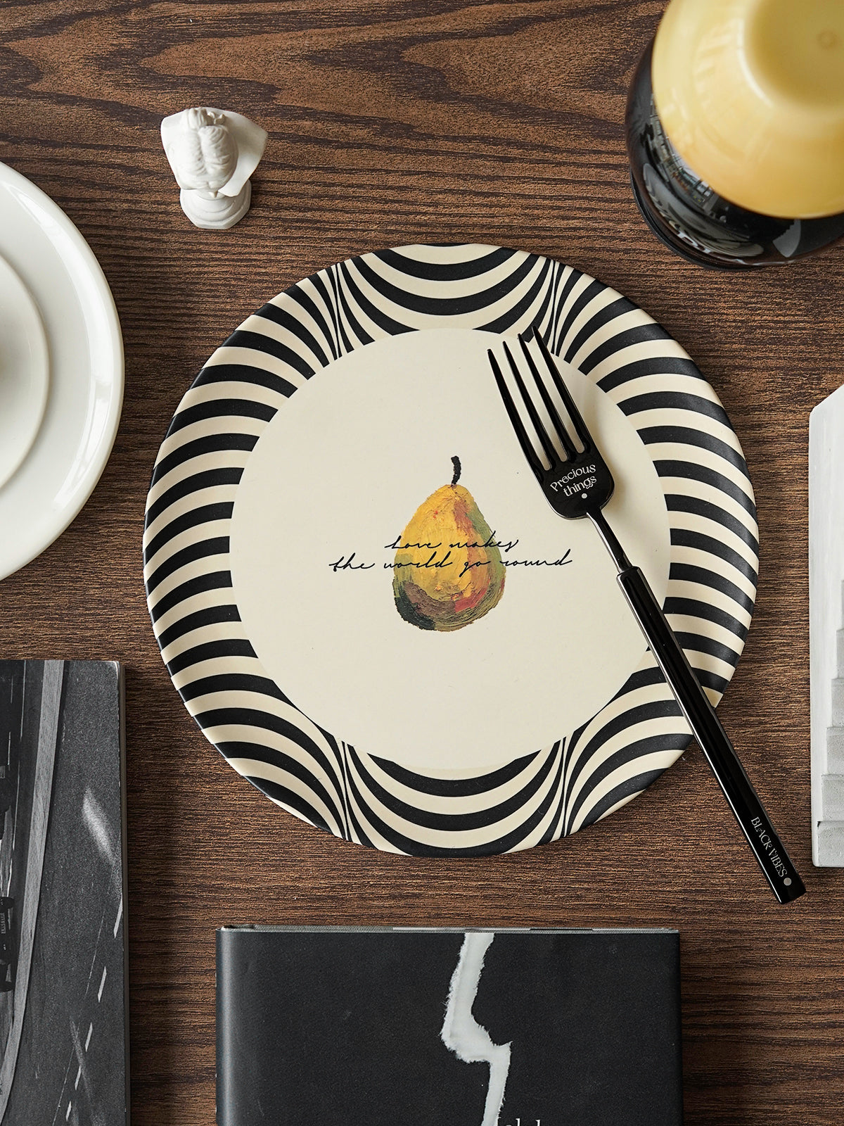 Reusable Bamboo Plates - Non-Toxic Toddler and Kids Plate, Dishwasher Safe, Not Microwavable Dinnerware, Shockproof and suitable for outdoor camping