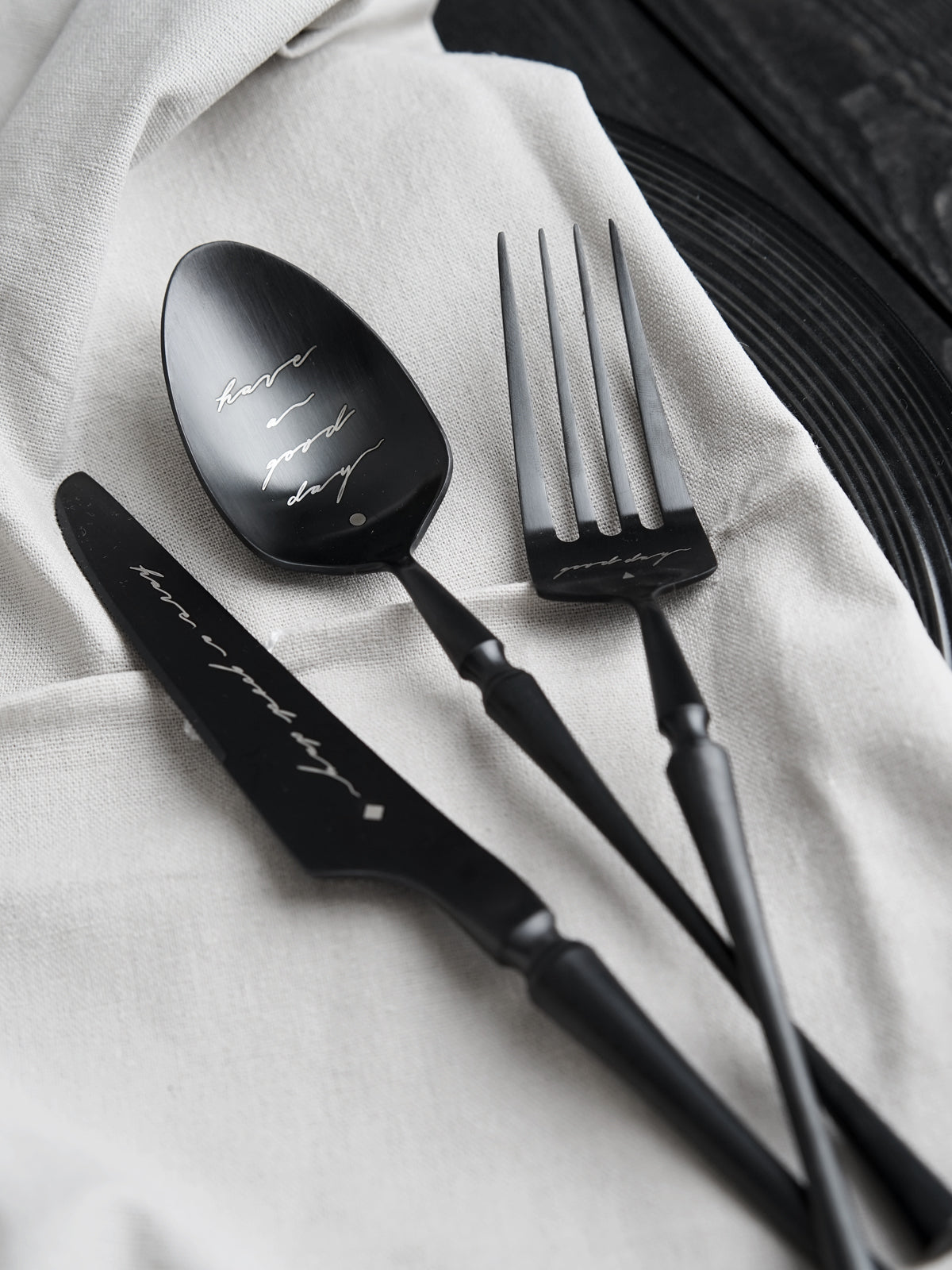 Unique & Beautiful Flatware Set Black Utensils Service For 5 with Dessert Fork,Dessert Spoon, Knife, Spoon, Dinner Fork,Stainless Steel Flatware, 5 Piece Place Setting