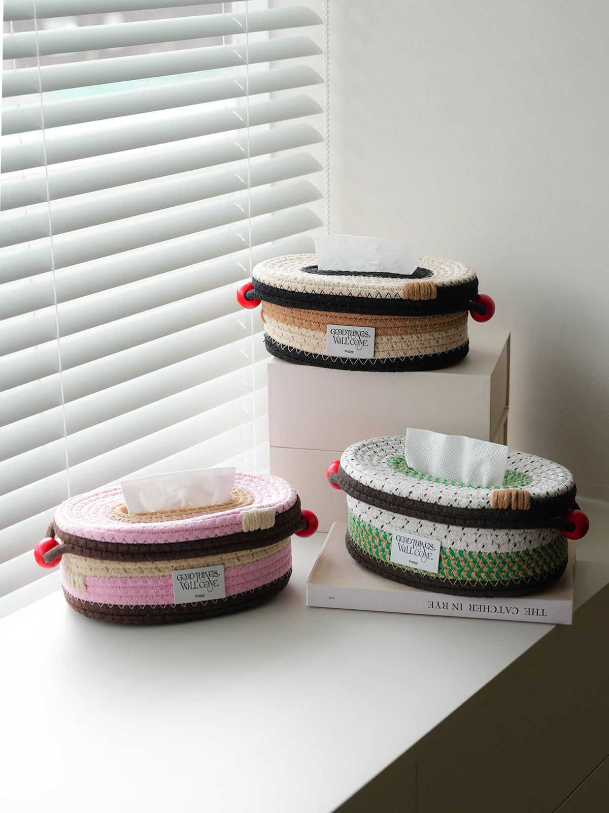 Handcrafted Cotton Cord Tissue Box with Decorative Red Ball，Home Decoration for Bedroom Dresser Night Stand Office Desk