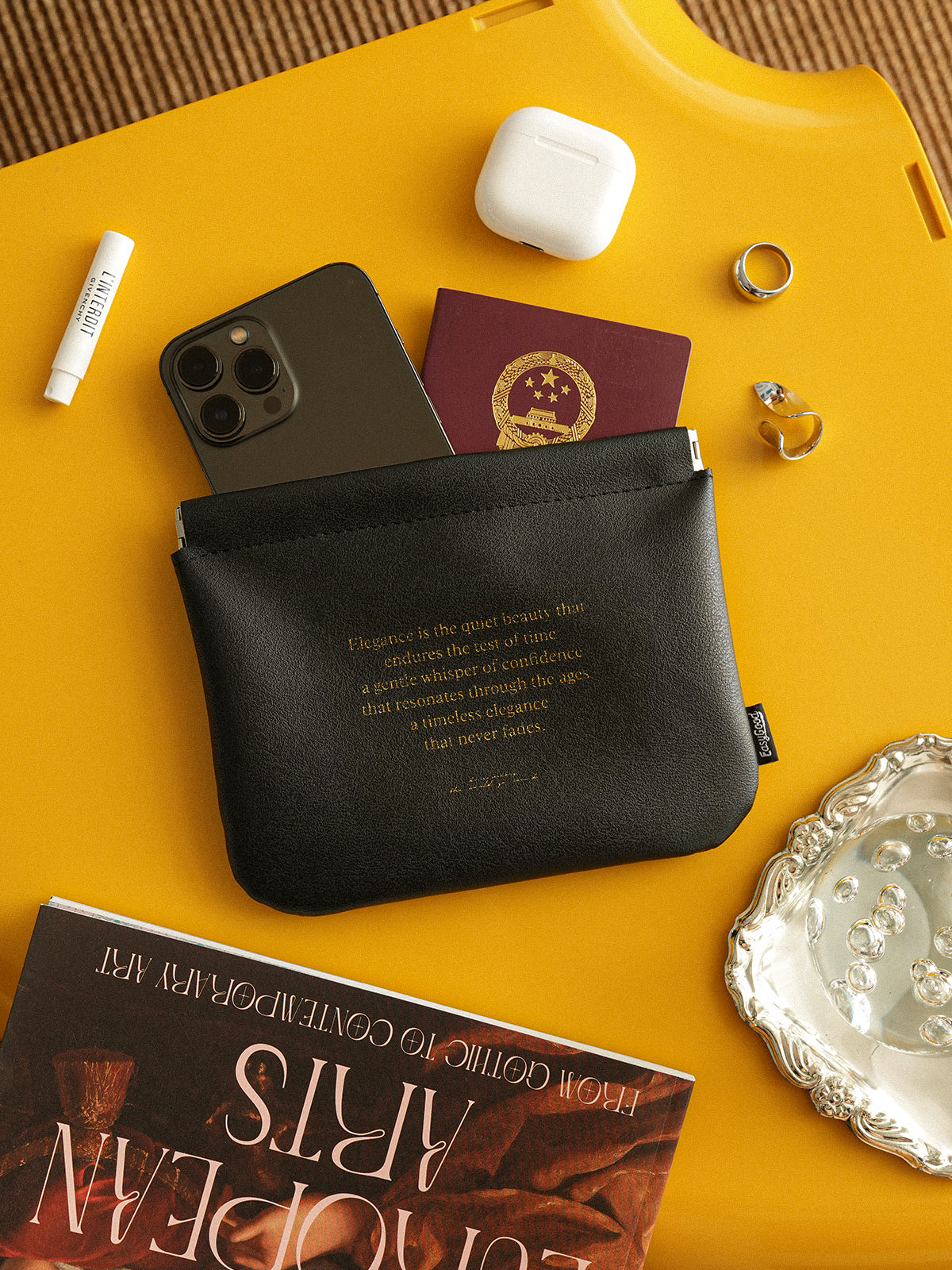 Automatic closure cosmetic organizer bag, travel-friendly, for storing data cables, miscellaneous items, passports, and coins.