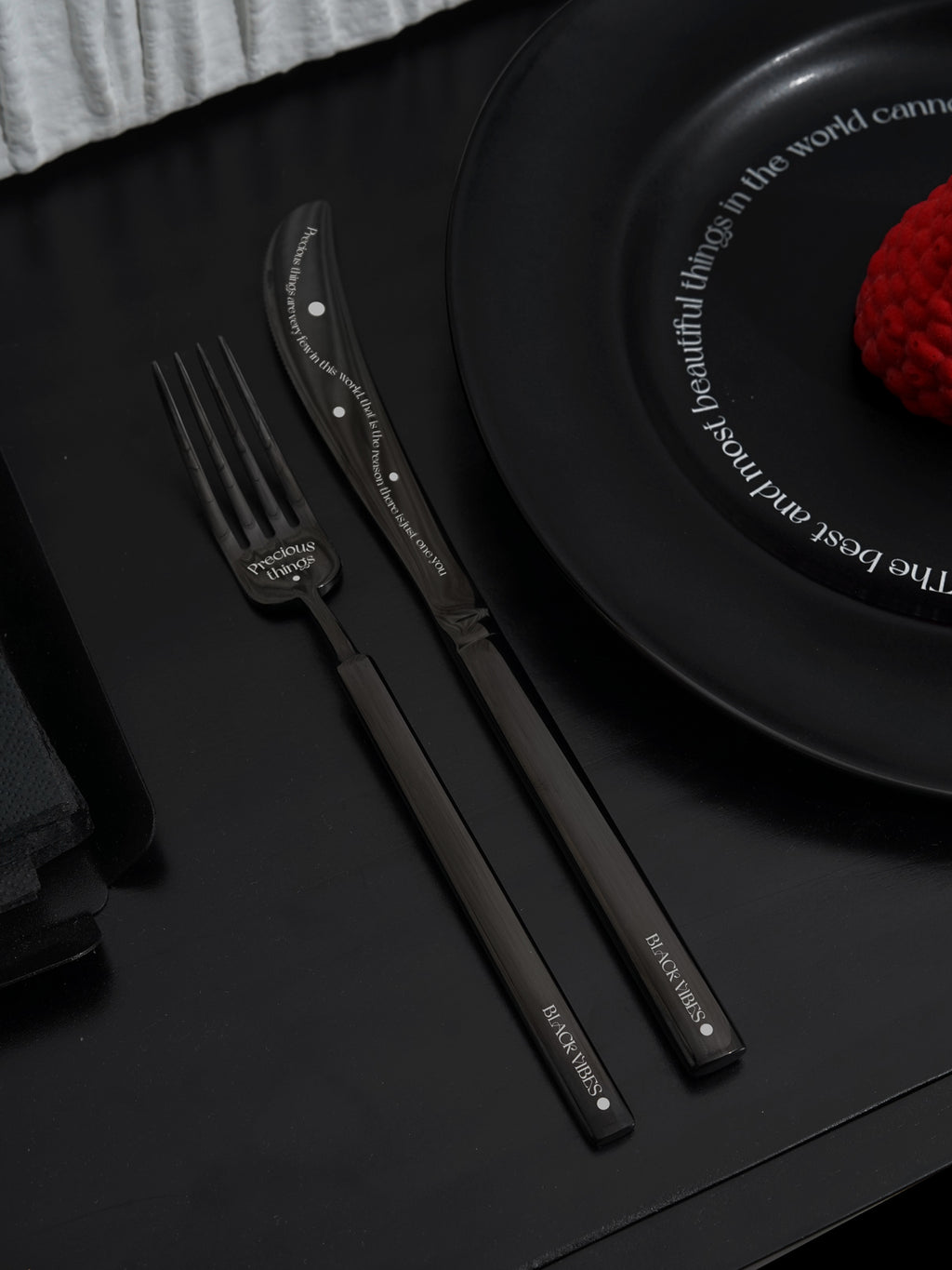 Stylish & Modern Flatware Set - Black Polished Stainless Steel Utensils Service for 3, with Dinner Knife, Dinner Spoon, Dinner Fork, 3 Piece Place Setting