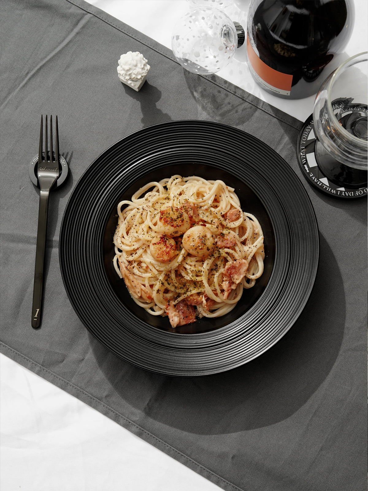 8.9" Premium Ceramic Soup Plates with Relief Patterns, for Cereal, Soup, Rice, Pasta, Salad, Oatmeal,Breakfast,Stylish Matte Black Ceramic Plates, Dishwasher and Microwave Safe