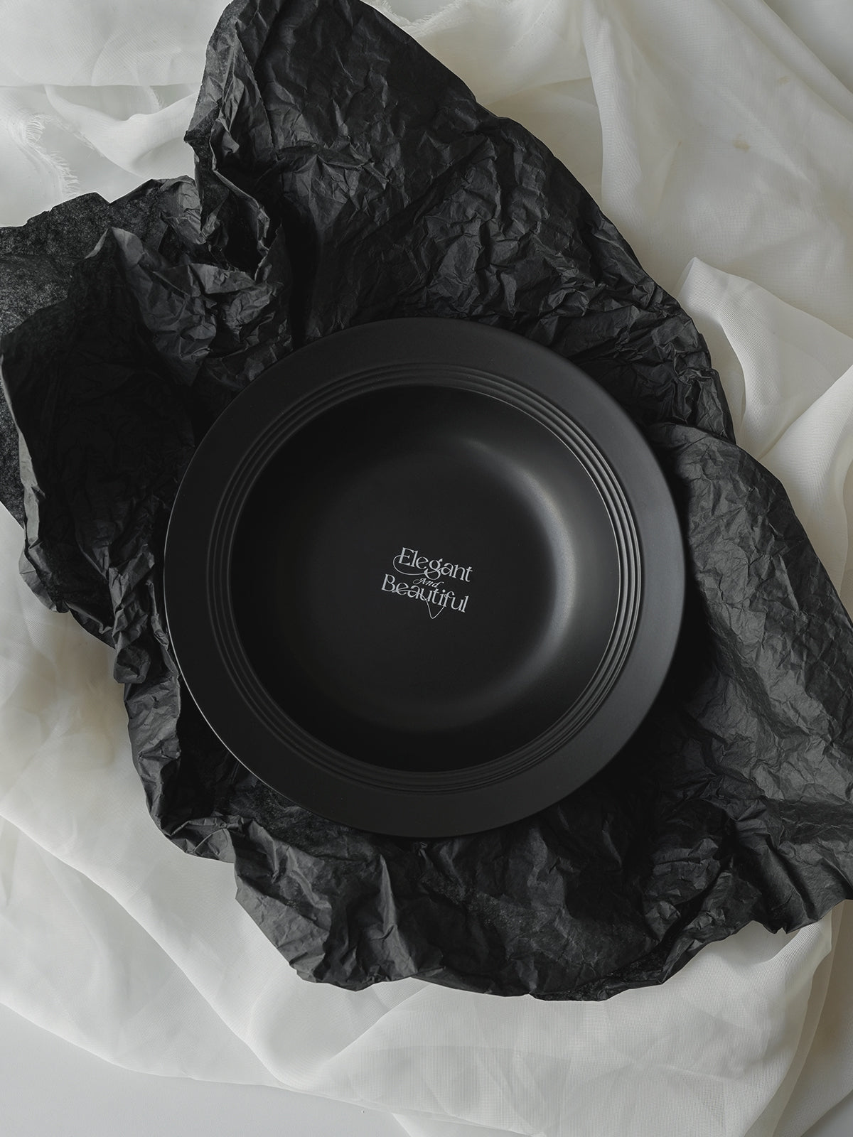 8" Pasta Bowl, Premium Glossy Black Ceramic. Suitable for dessert, salad, breakfast, cereal, and soup. Dishwasher and microwave safe.Ideal for Michelin-level presentation.