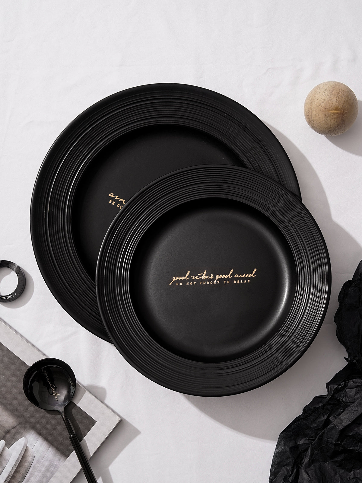 Matte Relief Ceramic Series, featuring soup plates, dinner plates, rice bowls, and soup bowls. Suitable for salads, desserts, steaks, pasta, and main courses. Dishwasher and microwave safe.