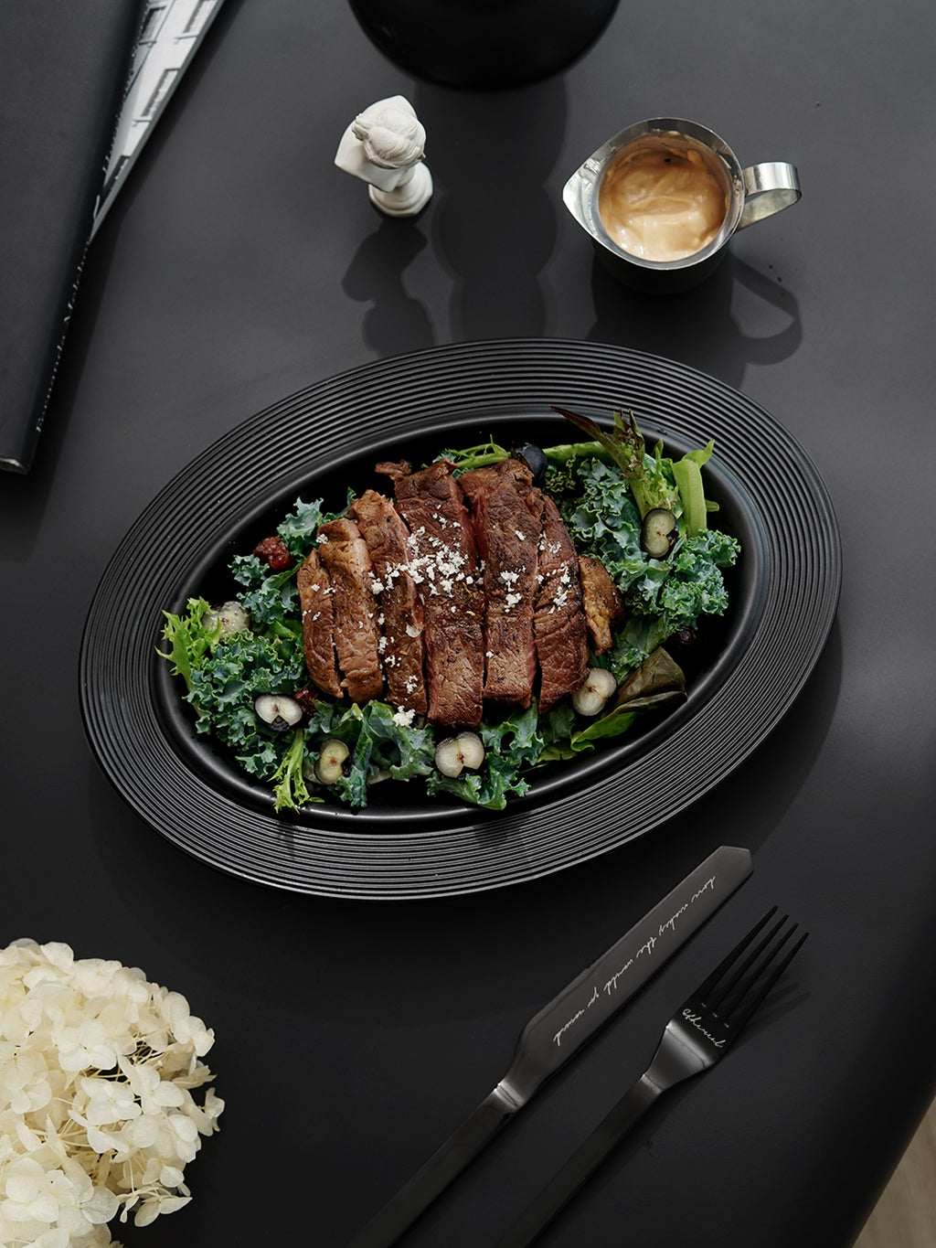 10.4" Oval Ceramic Plates with Relief Patterns, for Cereal, Soup, Rice, Pasta, Salad, Oatmeal,Breakfas,Stylish Matte Black Ceramic Plates, Dishwasher and Microwave Safe
