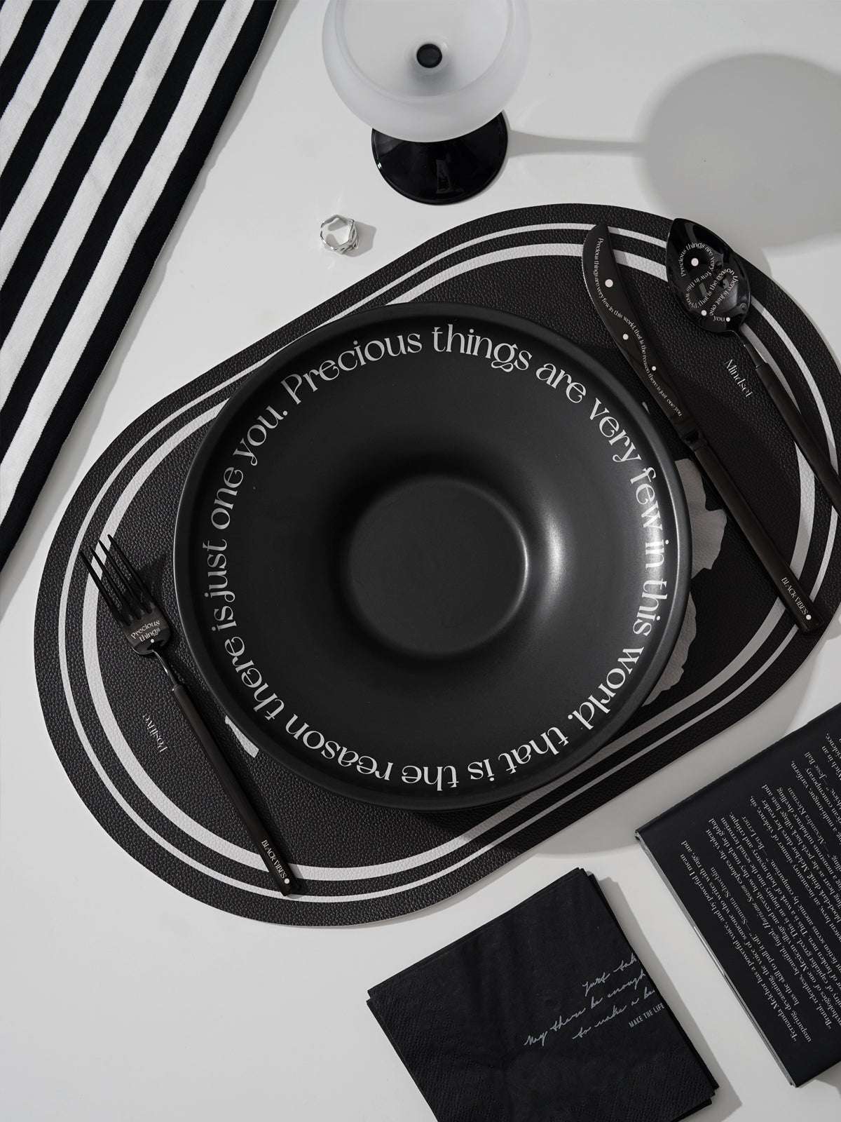 10" Dinner Plates, Premium Glossy Black Ceramic. Suitable for dessert, salad, appetizer, small lunch, breakfast, pasta. Dishwasher and microwave safe. Ideal for Michelin-level presentation.