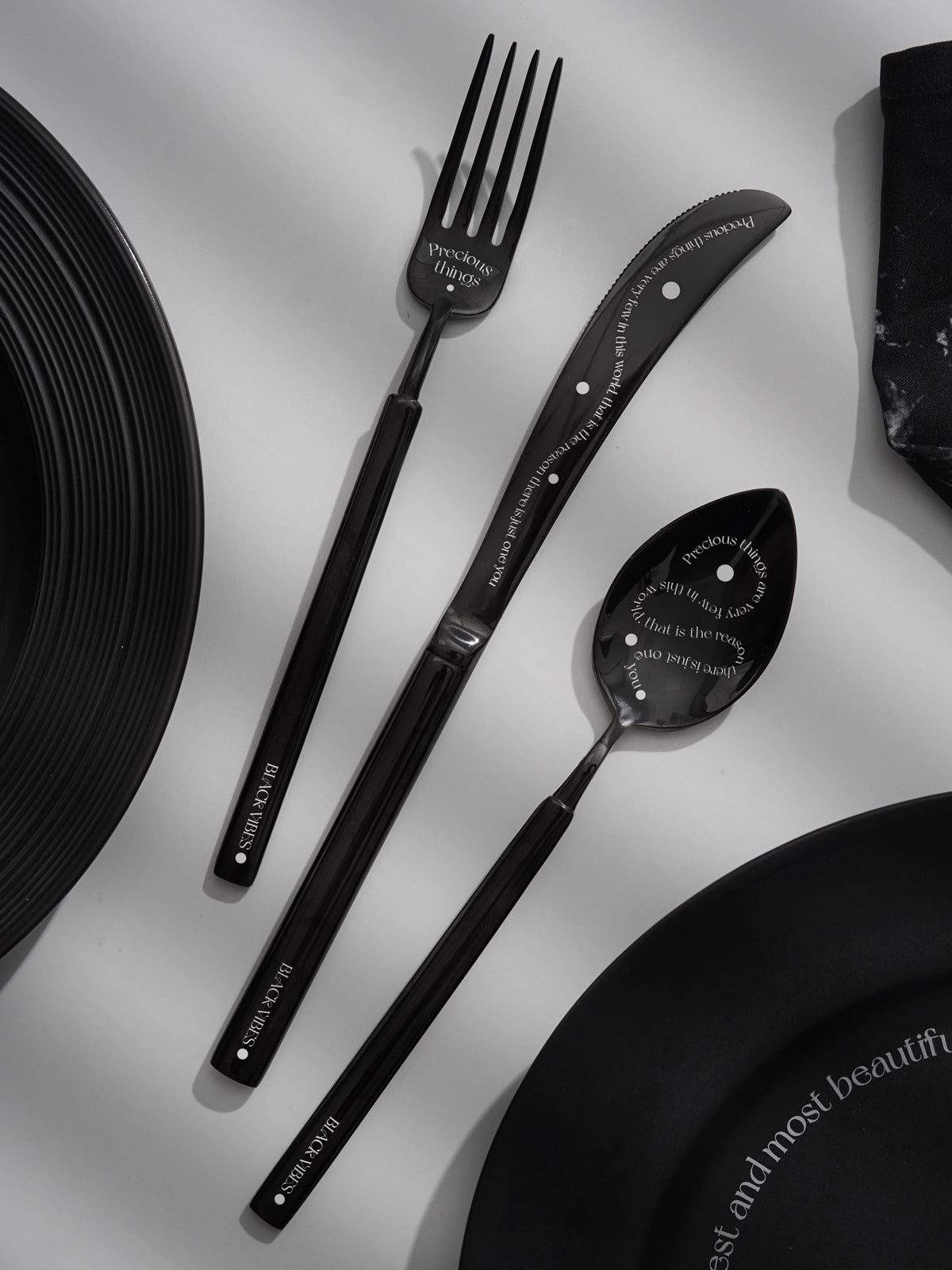 Stylish & Modern Flatware Set - Black Polished Stainless Steel Utensils Service for 3, with Dinner Knife, Dinner Spoon, Dinner Fork, 3 Piece Place Setting