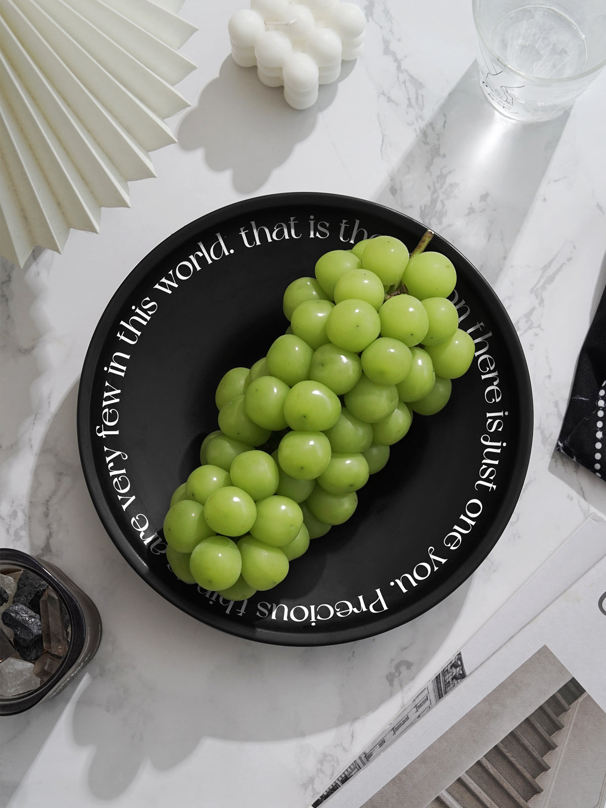 10" Dinner Plates, Premium Glossy Black Ceramic. Suitable for dessert, salad, appetizer, small lunch, breakfast, pasta. Dishwasher and microwave safe. Ideal for Michelin-level presentation.