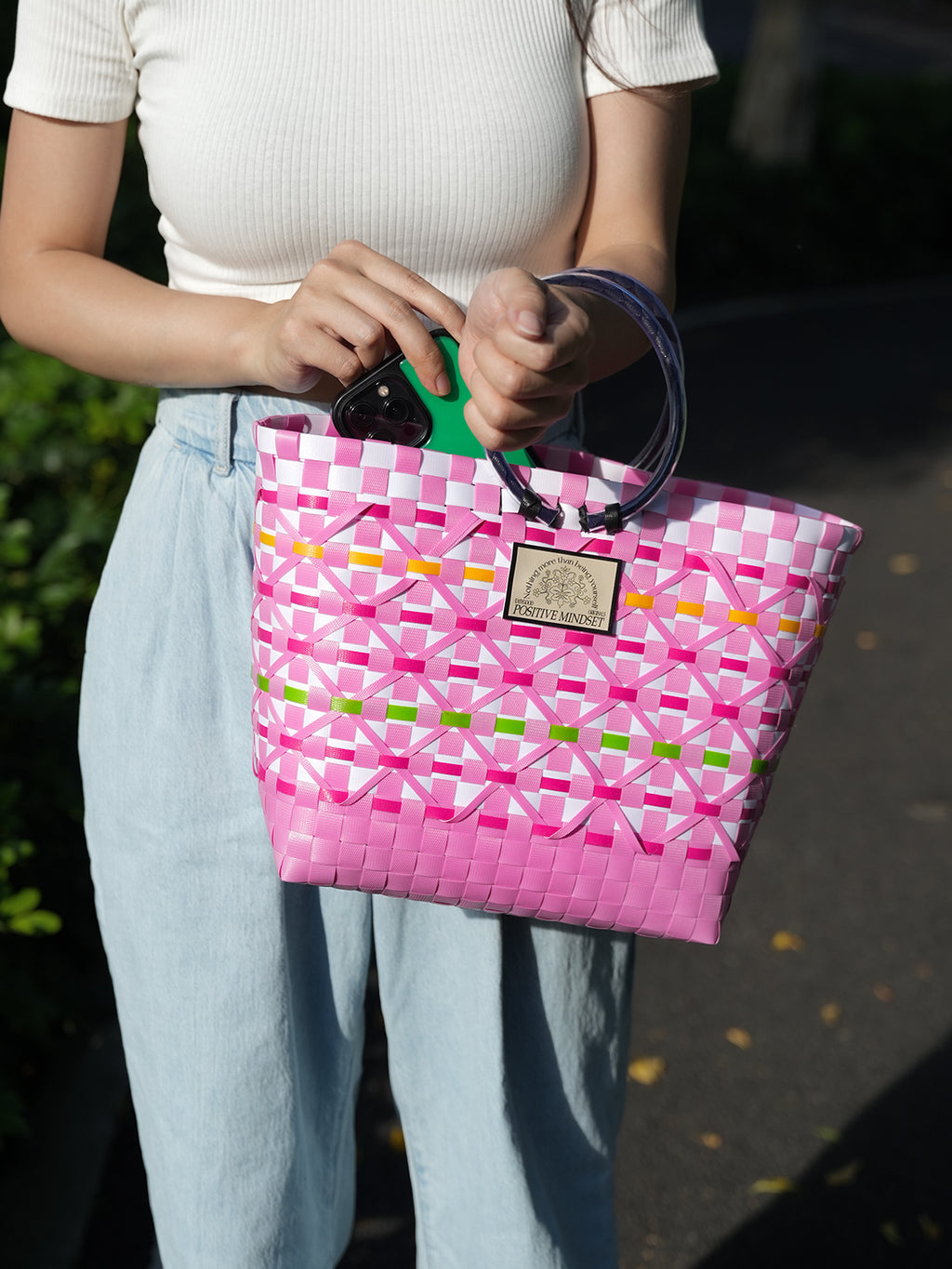Handwoven Acrylic Tote Basket，Perfect for Market & Beach