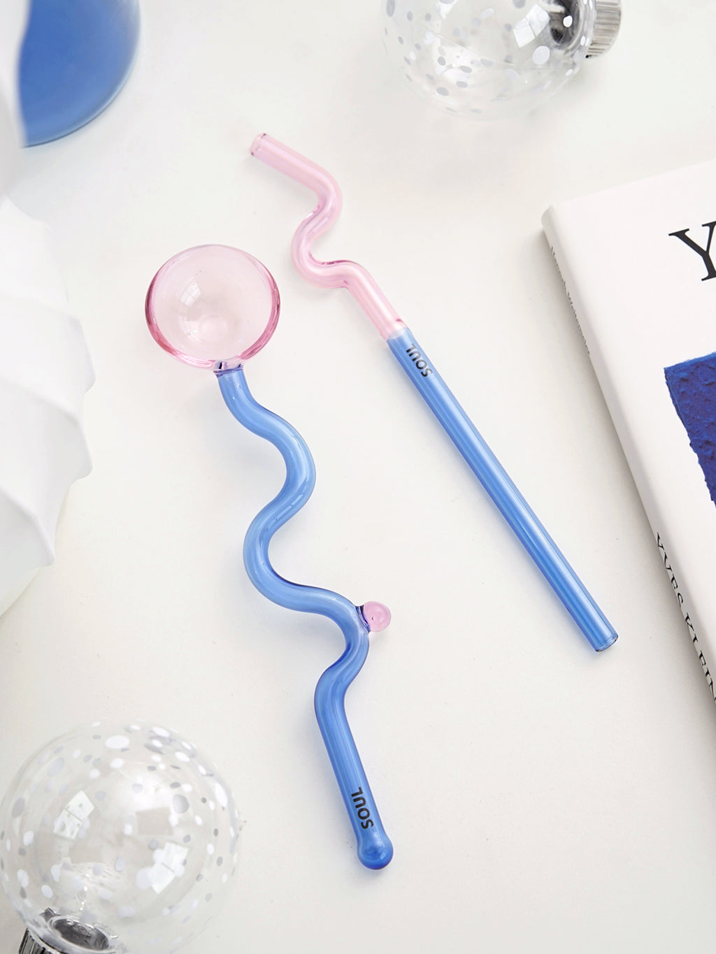 Reusable Bent Glass Straw, Colorful Borosilicate Glass Straw for Adults and Kids, Suitable for Smoothies, Milk, Water, Juice, and Coffee